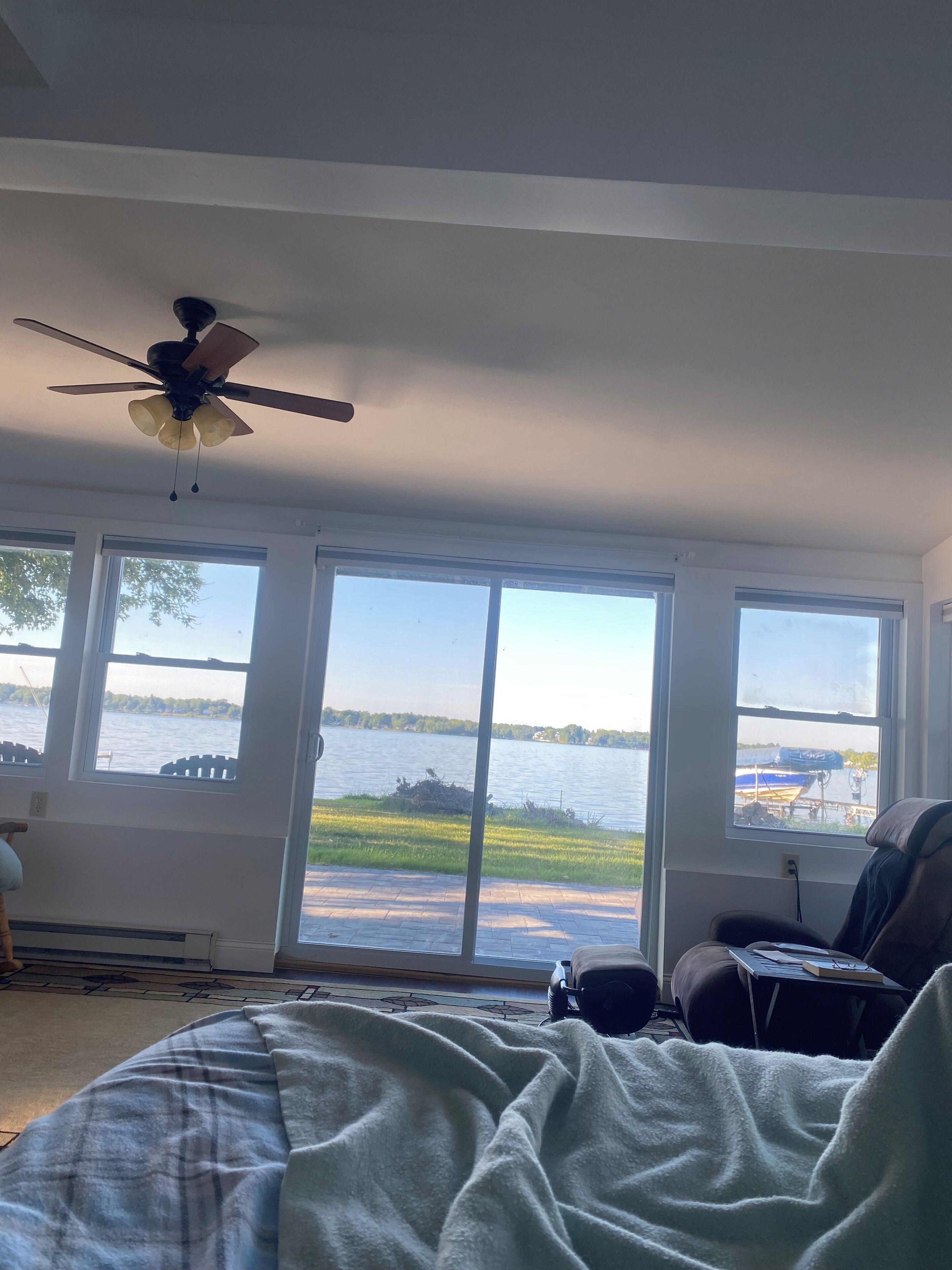 熨斗/熨衣板、WiFi、床单