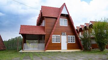 House, Smoking | 2 bedrooms