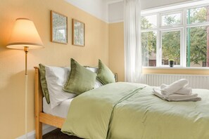 3 Schlafzimmer, Bügeleisen/Bügelbrett, Internetzugang, Bettwäsche