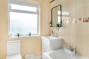 Shower, hair dryer - RosewickVilla wt Office, Garden & Free Parkin… (Nottingham)