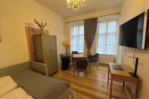 1 間睡房、熨斗/熨衫板、Wi-Fi、床單