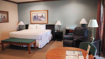 Deluxe Single Room, 1 King Bed | Free WiFi