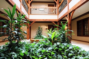 Interior - Sauder Village Heritage Inn (Archbold)