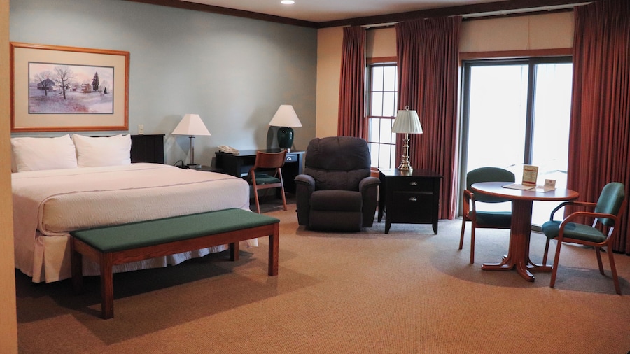 Sauder Village Heritage Inn