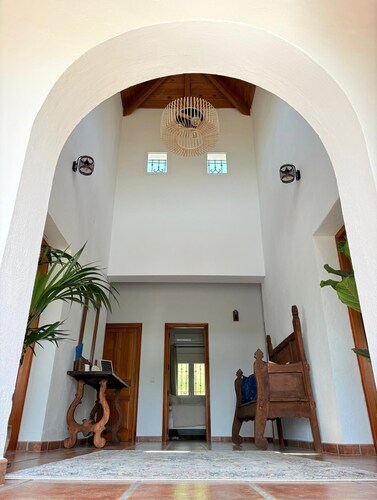 Villa Yucca Álora: Private villa near Málaga | pool, fireplace, and Caminito del Rey