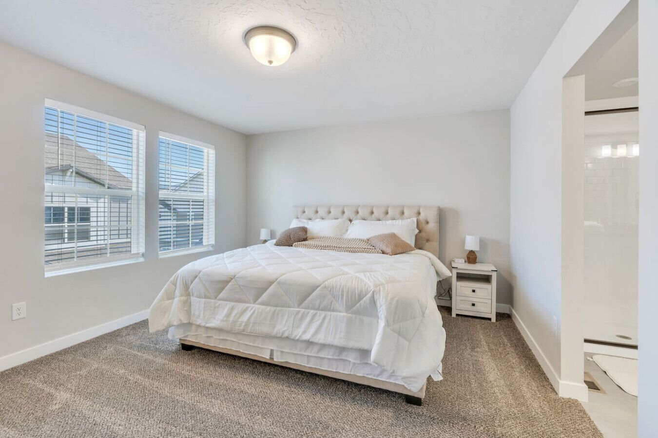 4 camere, ferro/asse da stiro, Wi-Fi gratuito, lenzuola