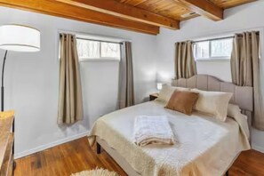 2 dormitorios, tabla de planchar con plancha, wifi y ropa de cama