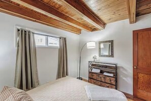2 dormitorios, tabla de planchar con plancha, wifi y ropa de cama