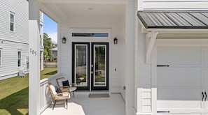 Terrace/patio - 🏖️Close to Beach | 30A | 4 Bikes | Pet Friendly | Peyton's Place🏖️ (Santa Rosa Beach)