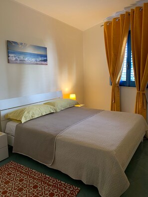 2 bedrooms, bed sheets - Vacation home Elissa: tranquility and comfort within walking distance of the sea. (Castro)
