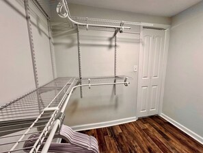 Interior - The White Brick Escape (Beaufort)