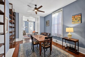 Dining - Algiers Point 2BR/1BA Close to French Quarter, Federal City and CBD (New Orleans)