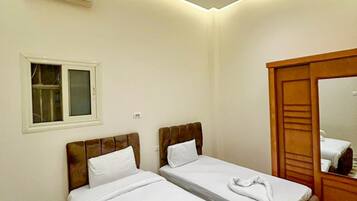 Economy Twin Room 411 | Minibar, wifi gratis, ropa de cama