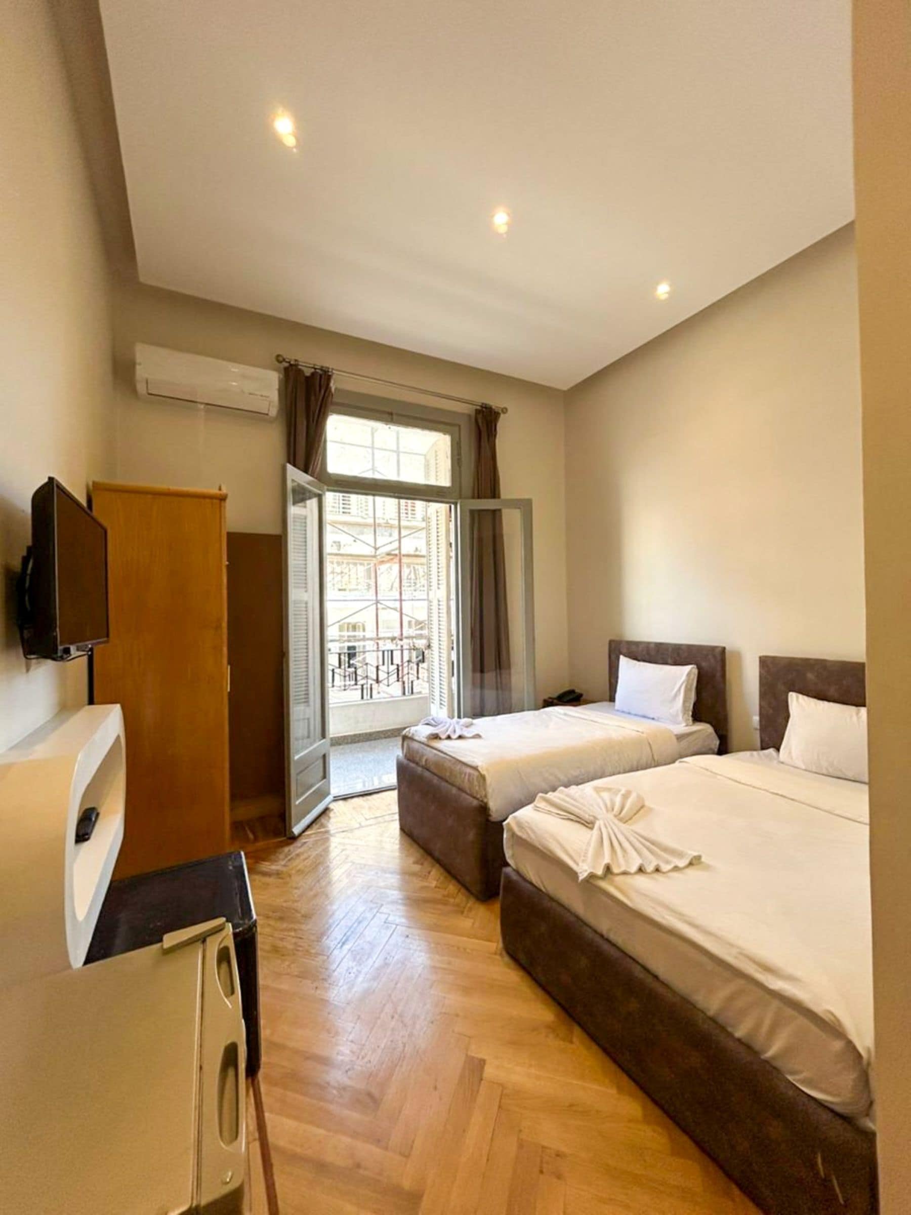 Deluxe Room, Balcony, City View | Desk, free WiFi