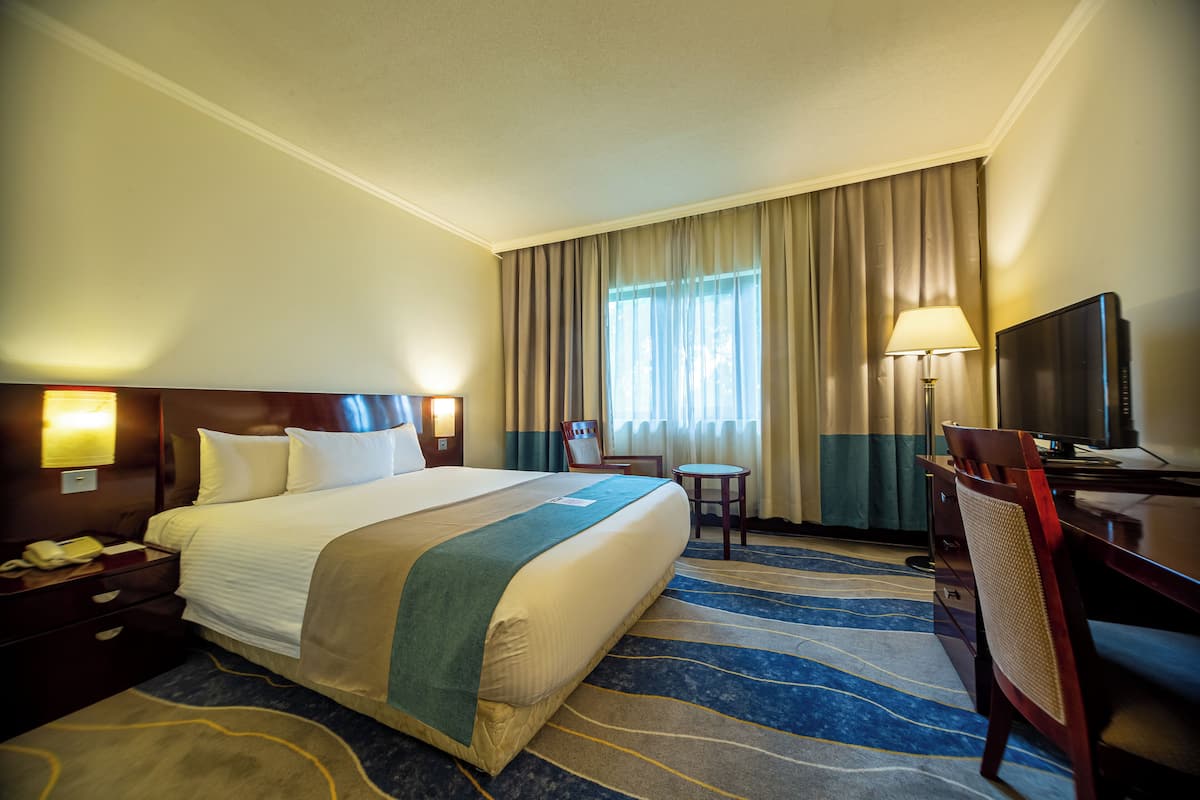 In-room safe, desk, laptop workspace, iron/ironing board