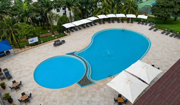 Outdoor pool - Lancaster Kumasi City (Kumasi)