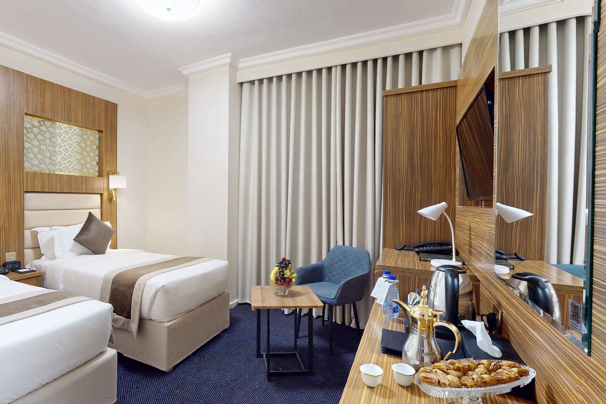 雙人或雙床房, 城市景觀 | 客房內保險箱、遮光布/窗簾、隔音、熨斗/熨衣板