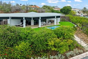 Exterior - Dolce Vita Beach, Waterfront Bungalow B with private beach (Willemstad)