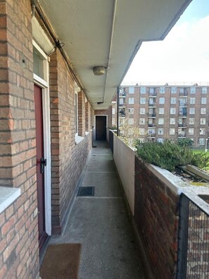 Property grounds - Spacious Flat in Nine Elms (London)