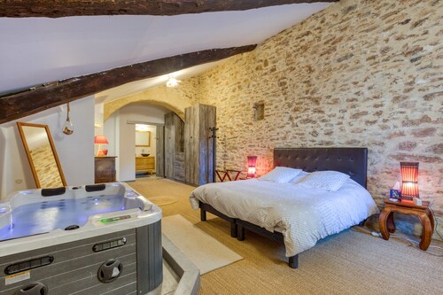 Guest Room “La Forgerole” with Private Jacuzzi and Sauna