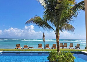 Pool - Beachfront 2bed Condo in Akumal U6 (Akumal)