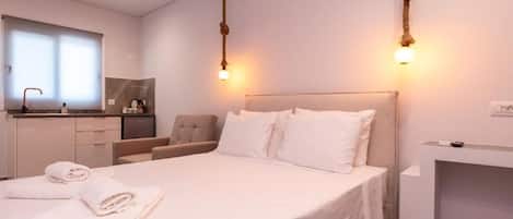 Soundproofing, iron/ironing board, free WiFi