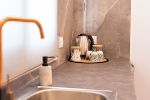 Studio – deluxe, terrasse, bakgårdsutsikt | Innvendig