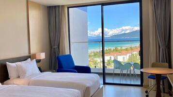 Luxury Studio, Balcony, Ocean View | Desk, laptop workspace, free WiFi