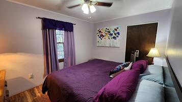 1 chambre, fer et planche à repasser, Wi-Fi gratuit, draps fournis