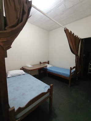 4 bedrooms, free WiFi