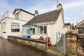 Exterior - MacDuff Cottage | Elie (Elie)