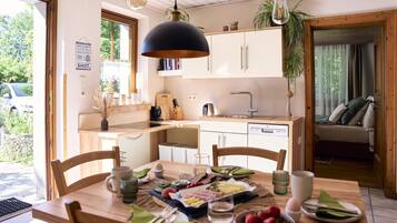 Microwave, stovetop, dishwasher