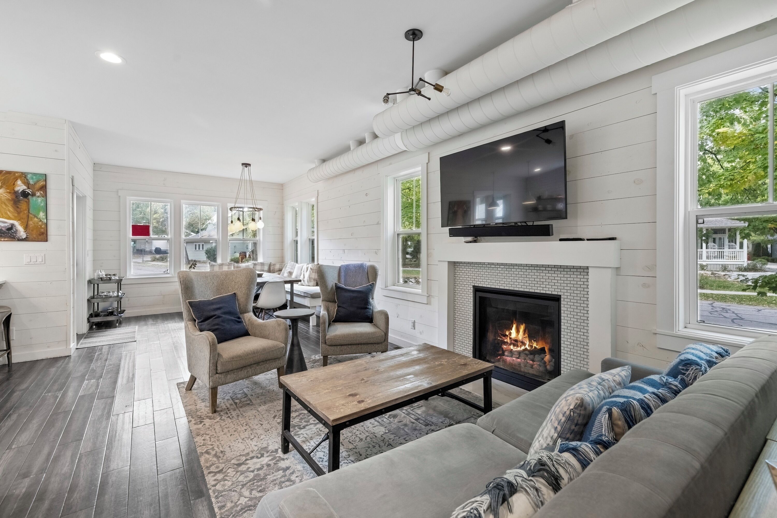 Smart TV, fireplace, foosball