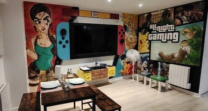 Game. house with large screen, 10 minutes from Roissy-CDG. Ideal for everyone.