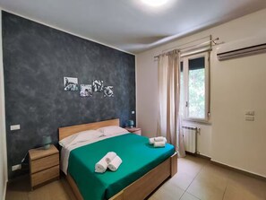 2 bedrooms, iron/ironing board, WiFi, bed sheets - Relaxation in the green- GioDaPi Palm (Palermo)