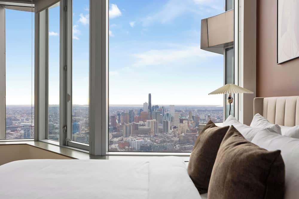2 bedroom luxury Empire State VIEW