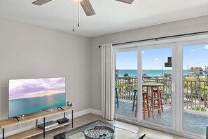 Condo, Multiple Beds (Amalfi Coast 425D) | Living area - Amalfi Coast 425d (Miramar Beach)