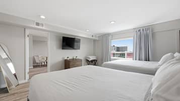 Executive-Studiosuite, 1 Schlafzimmer, Meerblick | Minibar, individuell dekoriert, individuell eingerichtet