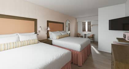 Pink Champagne Boutique Motel