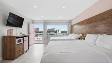 Superior Studio | Minibar, individually decorated, individually furnished