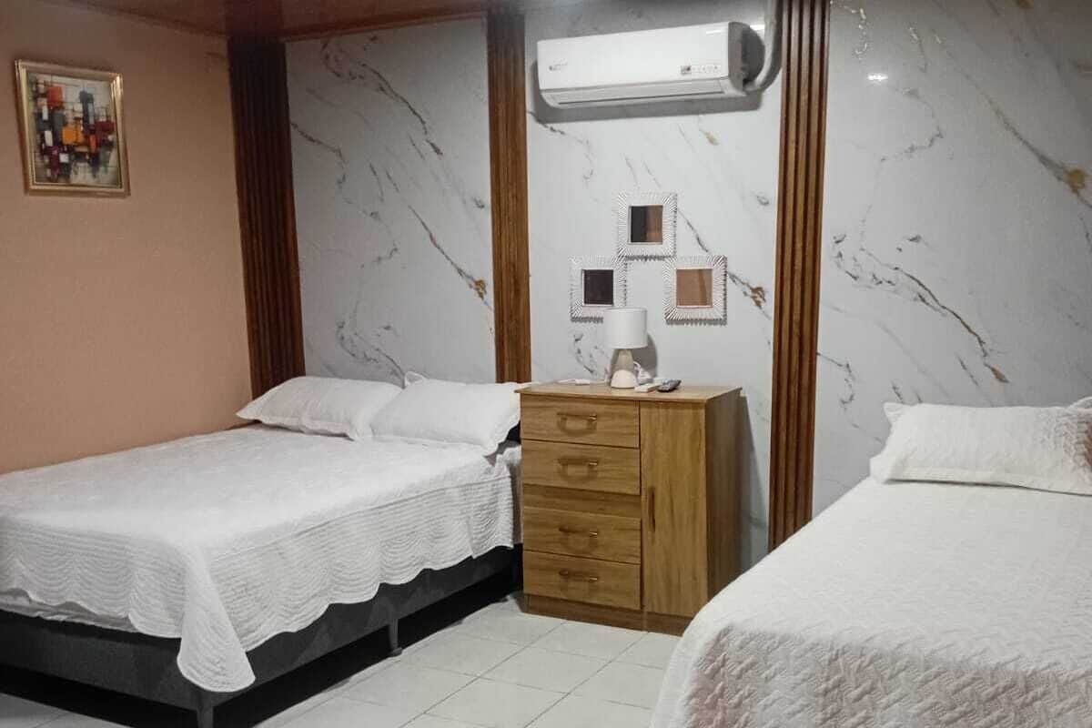 Familienzimmer, Mehrere Betten, Nichtraucher | Kostenloses WLAN