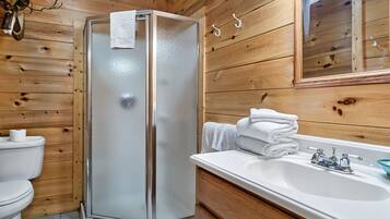 Studio (3 Bedrooms) | Property amenity