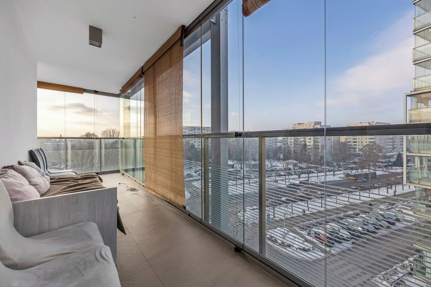 Interior. Prestige Three-Bedroom Apt - 110m2, Parking, Balcony - by Rentujemy