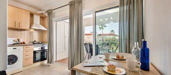 Cabanas - Terrace & Rooftop