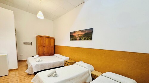 Central Triple Triple Interior Room in Hotel Kasa Las Palmas, Gran Canaria