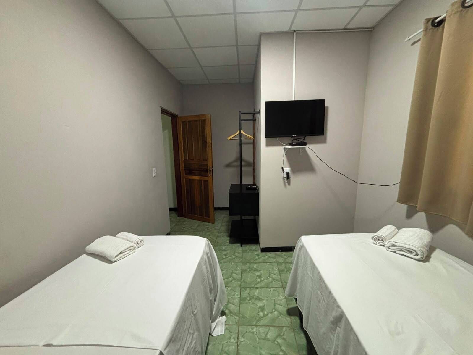 Twin Room | Free WiFi