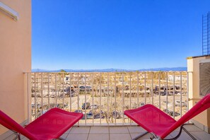 Property grounds - 0064-GRAN RESERVA Apartment near the beach (Empuriabrava)