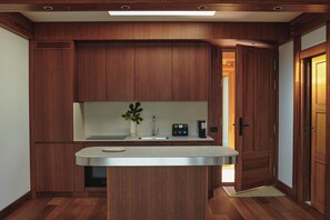 Comfort Apartment, Lake View | Private kitchen | Microwave, espresso maker, coffee/tea maker, electric kettle - Habitat Lago Maggiore (Gambarogno)