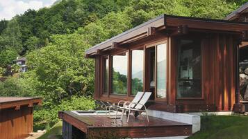 Luksusbungalow, järvinäköala | Ulkoalueet