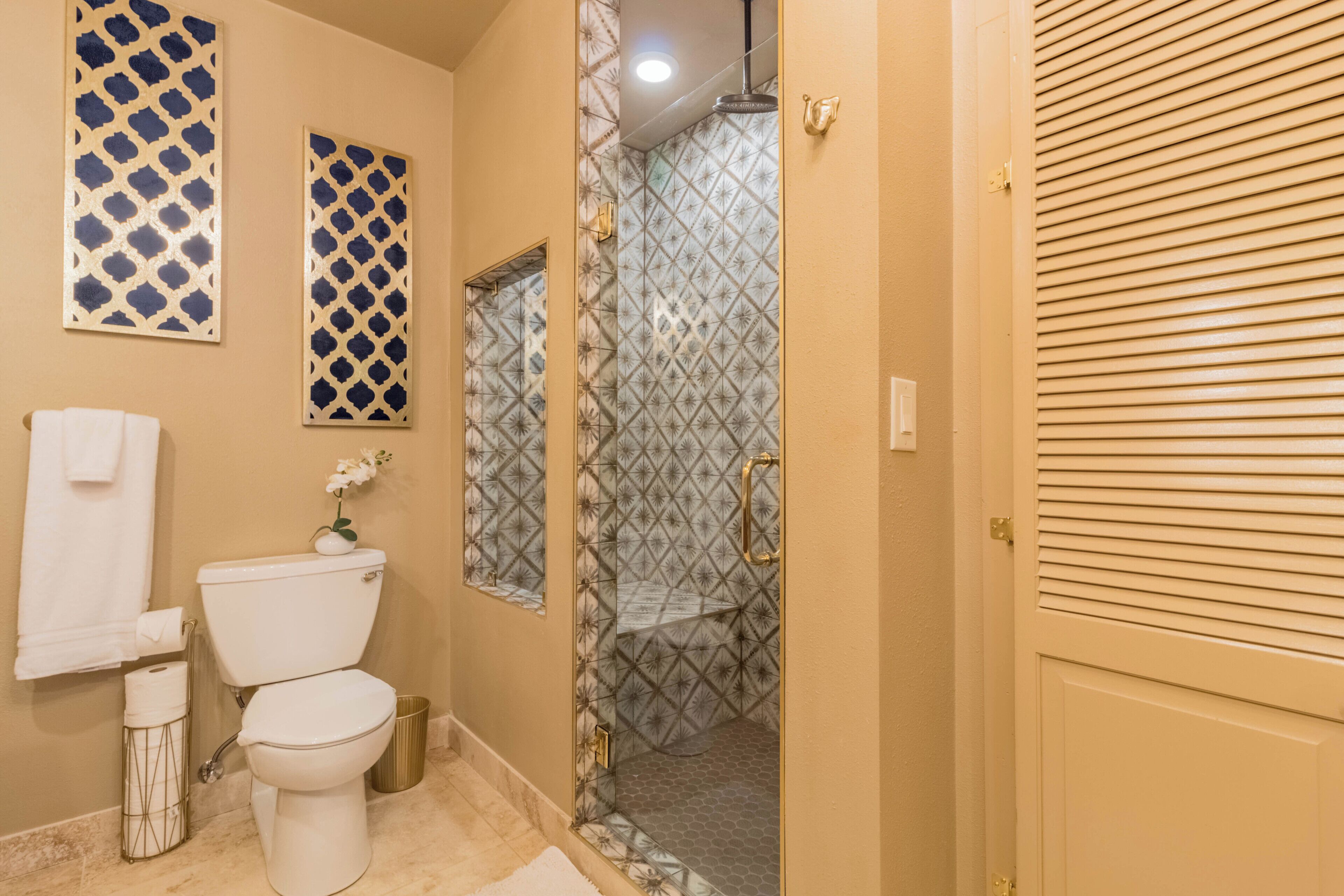 Hair dryer, towels, soap, shampoo